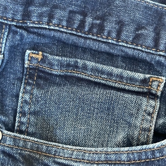 Eddie Bauer Men’s Flex Jeans - Picture 4 of 6